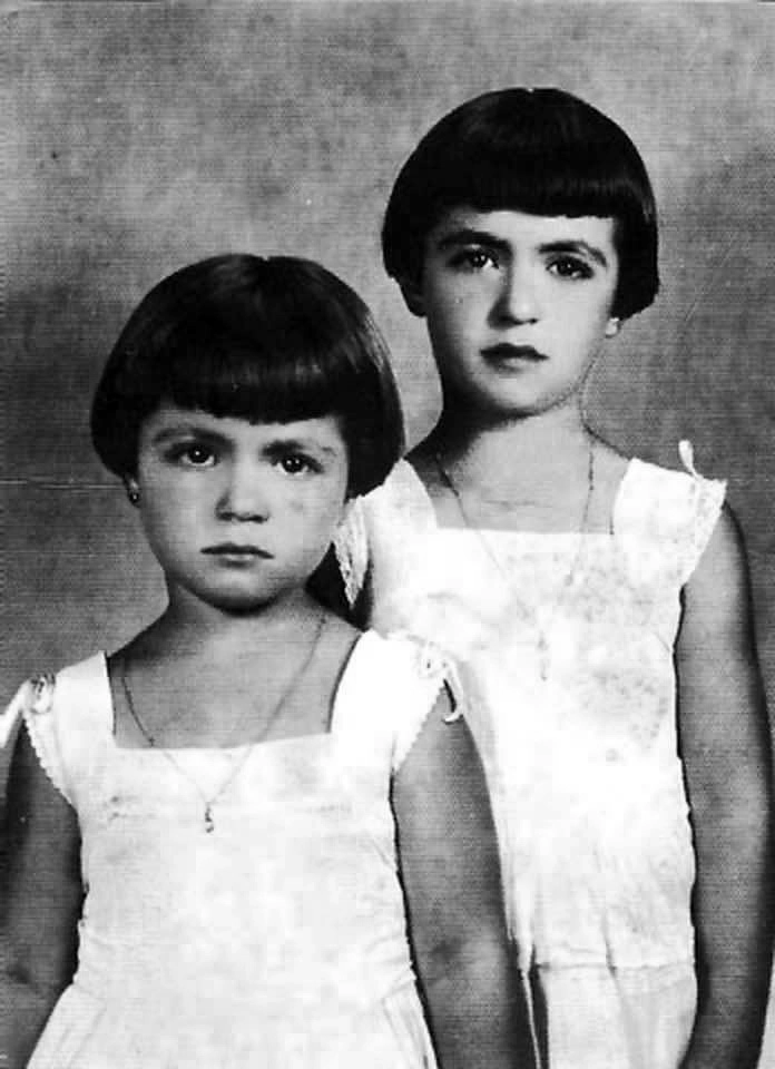 Lenice e sua irmã Sandra. Foto enviada por Sandra Chame Magnoni Dino