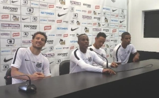 Veteranos do Santos se irritam com vazamento de conversa