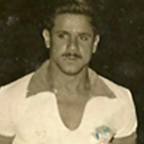 Luizinho   - Ex-ponta do Internacional-RS