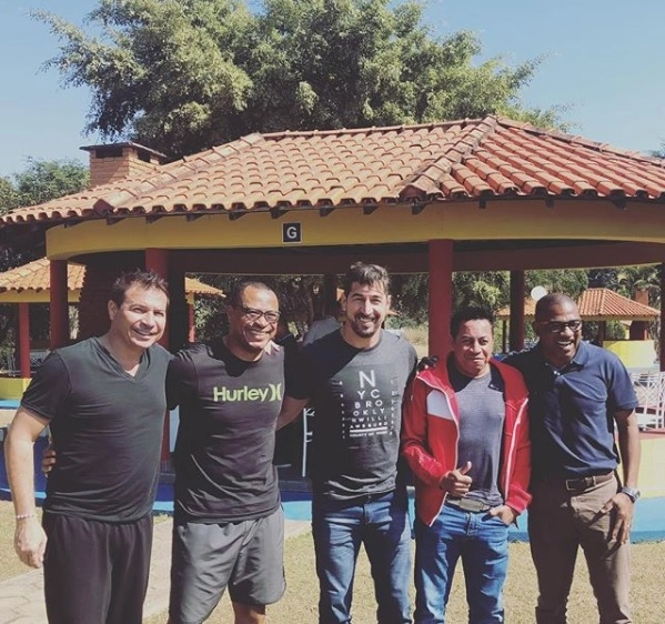 Evento re&uacute;ne, em julho de 2018, no Volkswagen Clube, em Taubat&eacute;: Luiz&atilde;o, Paulo S&eacute;rgio, S&eacute;rgio Goleiro, J&uacute;nior Souza e C&eacute;sar Sampaio. (Foto: Reprodu&ccedil;&atilde;o - Instagram @luizaogoulartoficial)