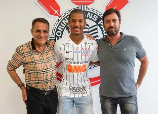 Contratado junto ao Guarani, a jovem promessa pode ainda ser integrado ao time sub-23. Foto: Agência Corinthians
