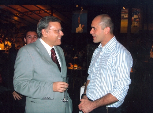 Milton Neves e o goleiro Marcos, dois grandes amigos caipiras, durante evento promovido pela Rede Record de Televisão