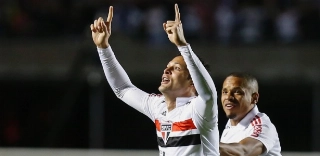 "Nômade", Anderson Martins quer vida longa e títulos no São Paulo