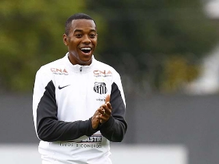 Ex-camisa 7 do Peixe está no Basaksehir, da Turquia, e fica livre no meio do ano. Foto: Santos FC