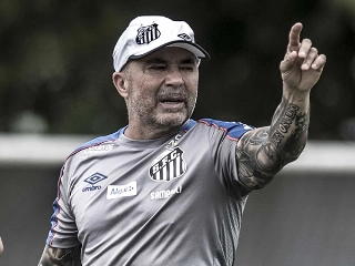 Treinador argentino cobrou salários atrasados referentes aos três últimos meses de 2019. Foto: Ivan Storti/Santos FC