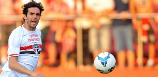 Kaká explica convite do Milan e pede ao SP: "Quero comemorar o título"