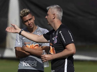 Volante corintiano pode perder jogo contra o Oeste, na última rodada do estadual. Foto: Daniel Augusto Jr/Corinthians