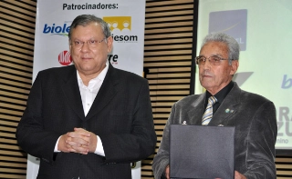 Milton, ao lado do saudoso Jos&eacute; Teixeira na sede da FPF. Foto: Marcos J&uacute;nior Micheletti/Portal Terceiro Tempo