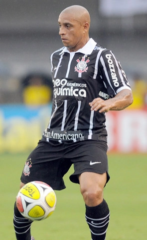 Roberto Carlos chegou ao Corinthians em janeiro de 2010. Foto: Portal TT
