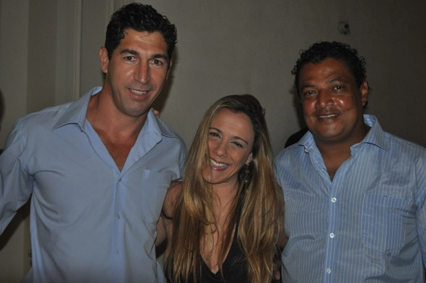 Sérgio, a jornalista Fernanda Factory e Tonhão na festa que o Verdão promoveu para seus ex-jogadores, em 20 de setembro de 2013, no Espaço Armazém, na Vila Leopoldina, zona oeste de São Paulo. Foto: Marcos Júnior/Portal TT