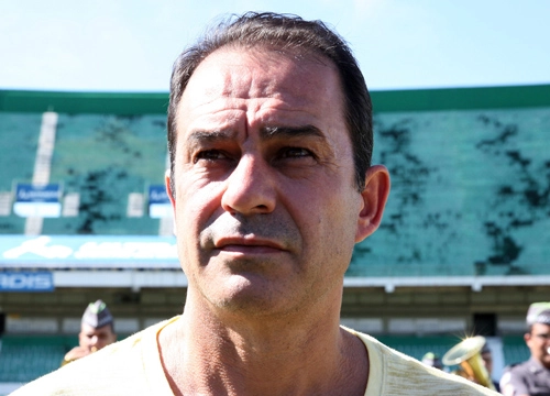 Andr&eacute; Cruz - Ex-zagueiro da Ponte, Fla, Milan, Napoli e Inter-RS