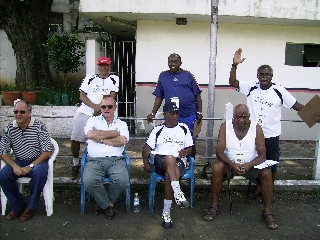 Uma foto, uma hist&oacute;ria! Nomes consagrados do futebol em evento da Fifa para jovens jogadores