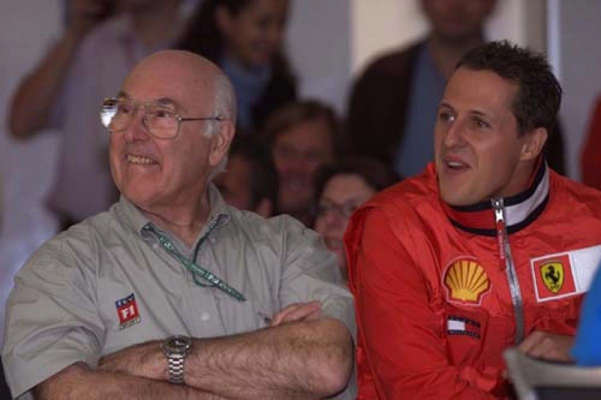 Em 1998, Murray Walker e Michael Schumacher. Foto: Divulgação