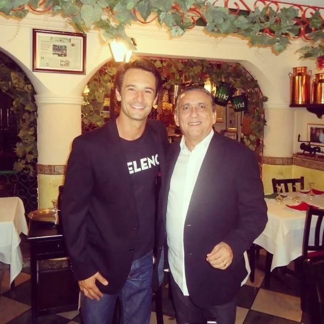 O ator Rodrigo Santoro e Galvão Bueno em um restaurante, em 2015. Foto: reprodução.