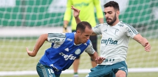 Apostando em Borja, Palmeiras analisa chance a Guerra como "falso 9"