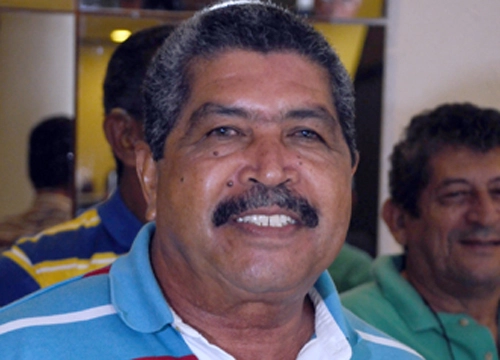 Luciano Coalhada  - Ex-meia do Santa Cruz e Corinthians