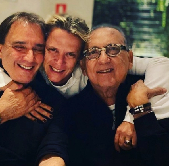 O trio da Globo durante vários anos cobrindo a Fórmula 1. Reginaldo Leme, Mariana Becker e Galvão Bueno. Foto: arquivo pessoal de Mariana Becker
