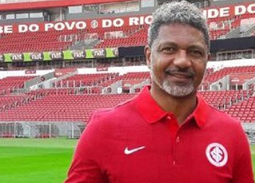 Aloísio  - Ex-zagueiro do Internacional e Porto