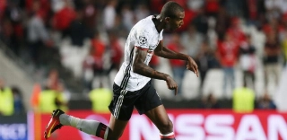 Besiktas vai à Fifa contra o Benfica por Anderson Talisca, diz jornal