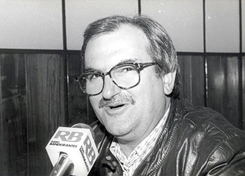Tony Jos&eacute; - Ex-plant&atilde;o esportivo da R&aacute;dio Bandeirantes
