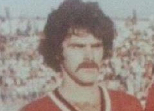 Lúcio   - Ex-zagueiro do Vila Nova-GO e Inter