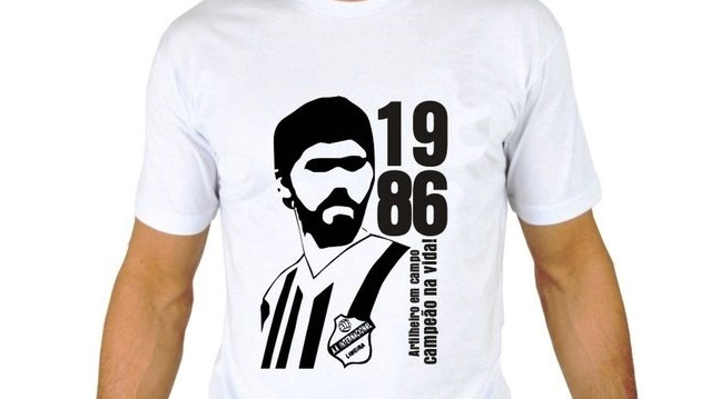 Em julho de 2011 a Inter de Limeira lançou através de seu site (www.lojadainter.com.br), esta camiseta em homenagem a Kita, com o objetivo de ajudar seu ex-jogador, com a inscrição: 