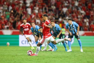 Gre-Nal fecha rodada dos jogos de ida das quartas de final da Copa do Brasil; os times