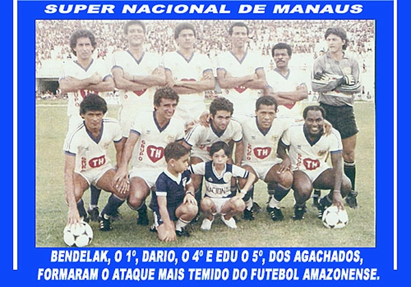 Em pé, da esquerda para a direita, China, Marcão, Eli, Luis Florêncio, Merica e Nelson. Agachados, da esquerda para a direita, Bendelack, Carlos Alberto, Garciia, Hidalgo, Dario e Edu. Foto enviada por Gilvannewton Souza