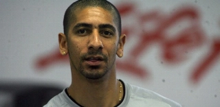 Após Viola e Edílson, ex-corintiano é a bola da vez em "time dos medalhões"