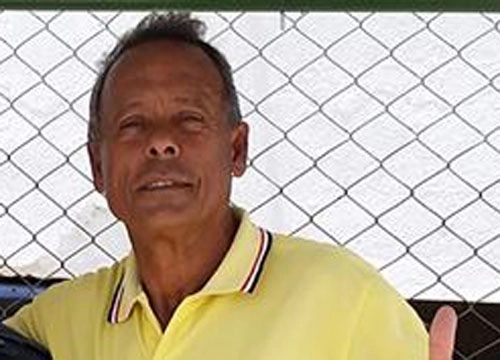 Sidrack Marinho   - Ex-árbitro de futebol