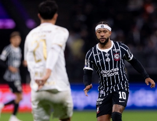 Memphis durante o jogo contra a Chapecoense. Foto: Rodrigo Coca/Ag&ecirc;ncia Corinthians