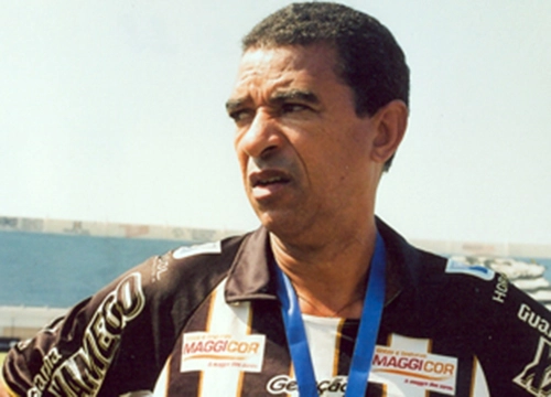 Tim  - Ex-Comercial e Botafogo de Ribeirão