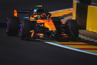 F1: Norris impressiona com volta espetacular e coloca a McLaren na pole no GP da Espanha