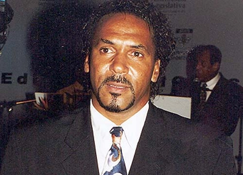 Maur&iacute;cio   - Ex-ponta do Botafogo, Inter, Gr&ecirc;mio e Portuguesa