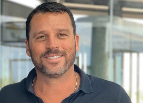 Maurício Copertino - Ex-zagueiro, atualmente treinador