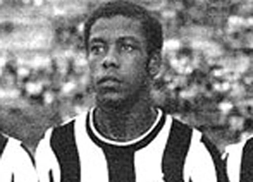 Silvestre  - Ex-zagueiro central do Atlético-MG