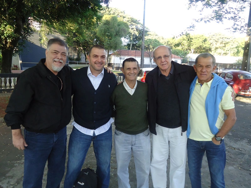 Inauguração da Arena Corinthians, em 2014. Da esquerda para a direita, Roberto Diogo, Zé Elias, Diogo (pai do cronista esportivo Roberto Diogo), Lance e Buião. Foto enviada por Roberto Diogo