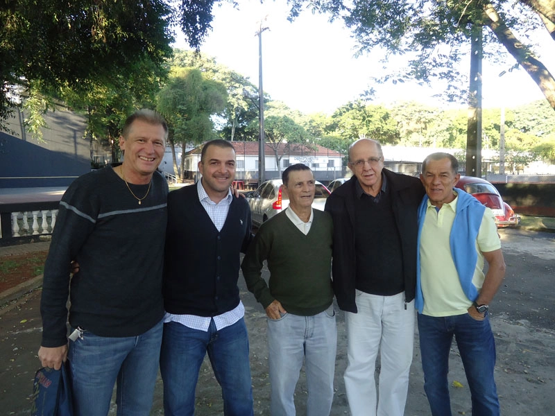 Inauguração da Arena Corinthians, em 2014. Da esquerda para a direita, Wilson Macarrão, Zé Elias, Diogo (pai do cronista esportivo Roberto Diogo), Lance e Buião. Foto enviada por Roberto Diogo