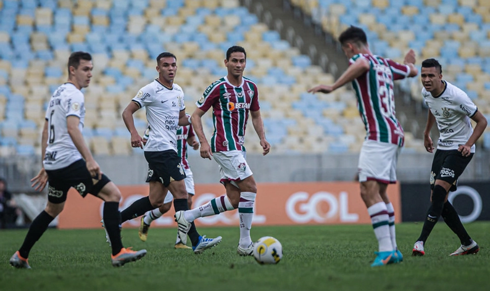 Corinthians empatou todos os clássicos estaduais no primeiro turno