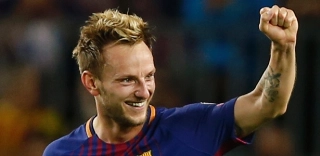 PSG quer tirar Rakitic do Barça e cogita até Busquets, diz jornal espanhol