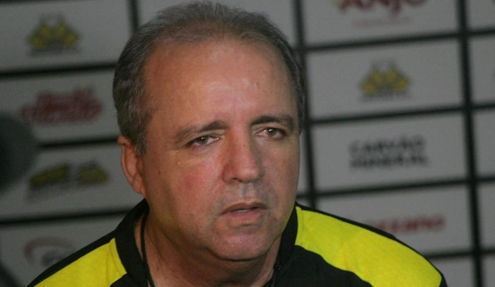 Vadão é apresentado como novo técnico do Criciúma Fernando Ribeiro / site oficial do Criciúma