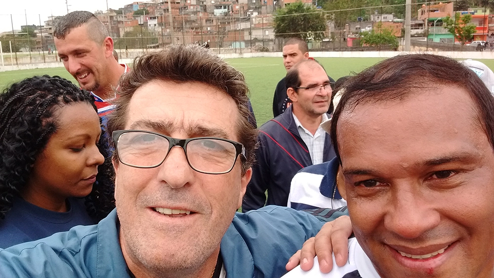 Jogo Festa Céu Jambeiro, no dia 24 de setembro de 2016. Carlos Alberto Spina (ex-Matsubara) e Muller (ex-São Paulo, Corinthians, Santos, Palmeiras e Seleção Brasileira). Foto enviada por Carlos Alberto Spina