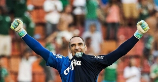 Palmeiras, de Prass, a melhor defesa do campeonato