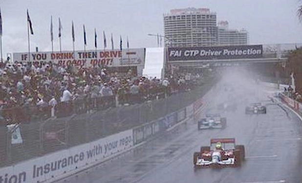 Muita água no Grande Prêmio da Indy em 1994, na Austrália. Foto: site oficial de Mauricio Gugelmin