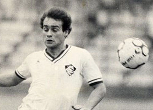 Tato   - Ex-ponta do Fluminense, Inter e Vasco