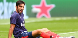 Buffon cola em Neymar e vira referência por já tentar falar francês