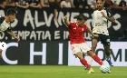 Inter recebe o Corinthians em confronto por 'salva&ccedil;&atilde;o' no Brasileiro; as equipes