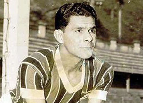 Telesca   - Ex-jogador do Santos, Sport e Fluminense