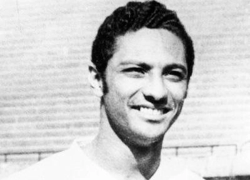 T&eacute;ia ou Teia - Ex-centroavante da Ferrovi&aacute;ria e do S&atilde;o Paulo