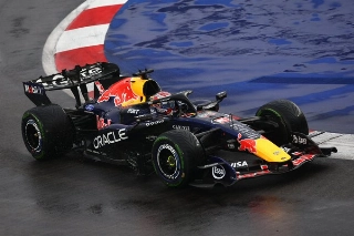 F1: Verstappen mostra for&ccedil;a em Marina Bay para chegar &agrave; 50&ordf; pole 